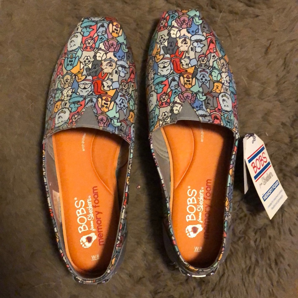 Ladies Size 8 Bobs From Skechers memory foam shoes